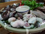 Lòng lợn kèm mắm tôm