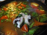 Lẩu bạch tuộc nấu thái